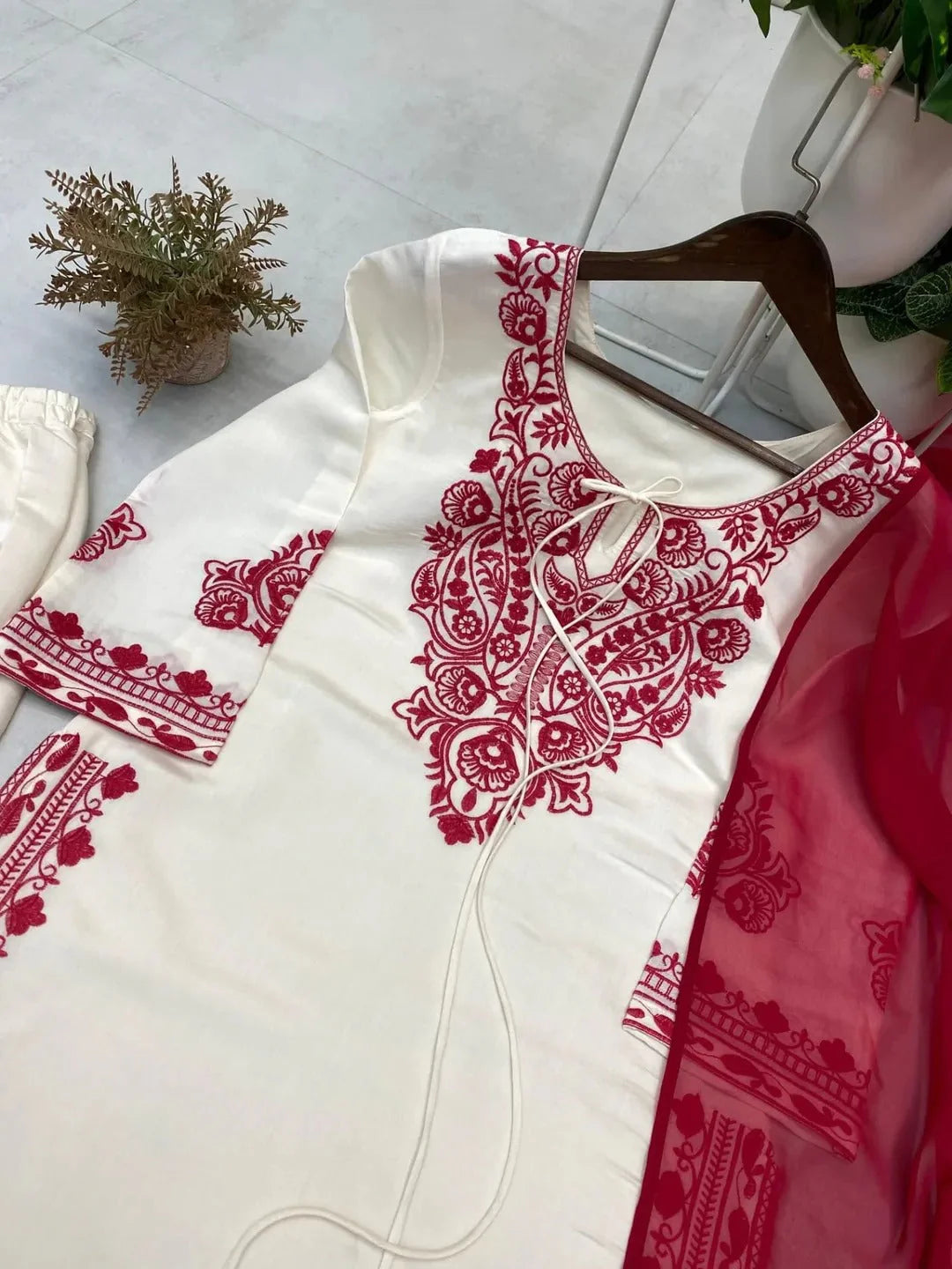 Marina Embroidered 3-Pcs
