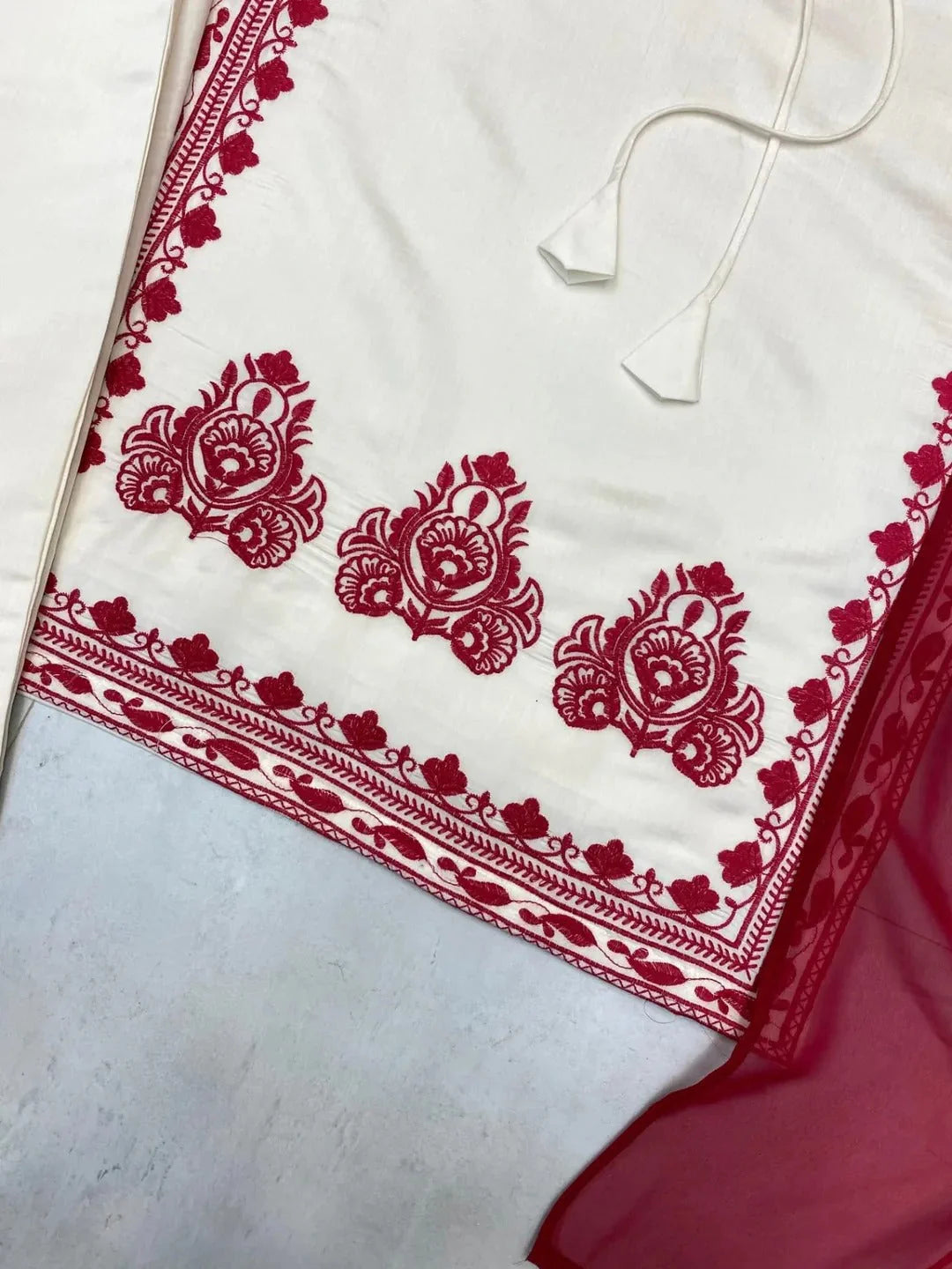 Marina Embroidered 3-Pcs