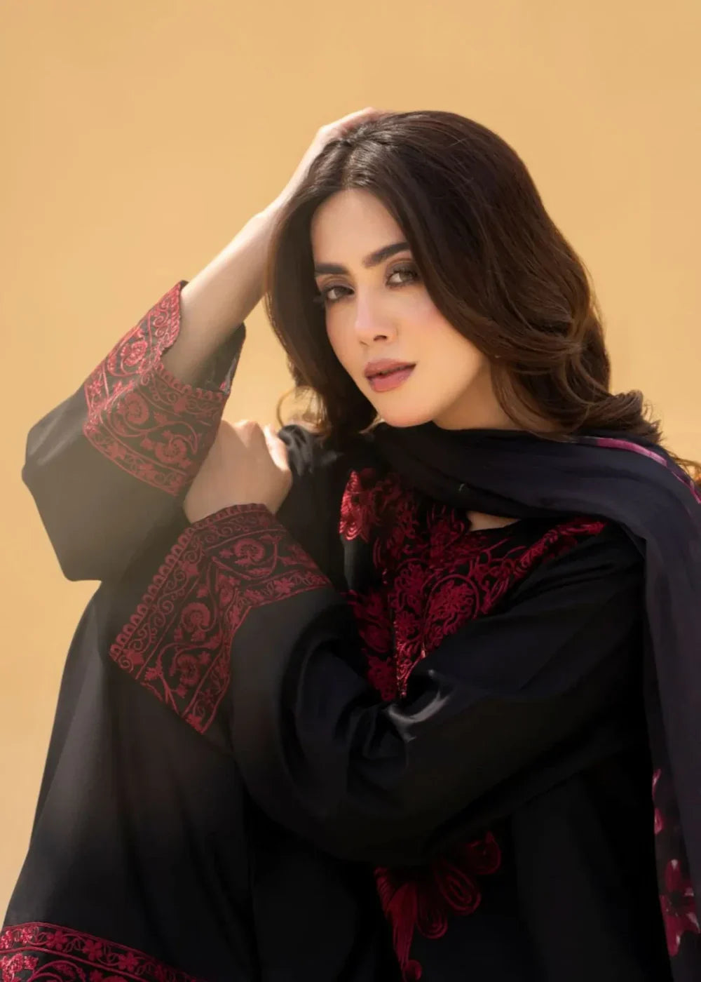 Taaj Farshi Emboriederd 3-Pcs